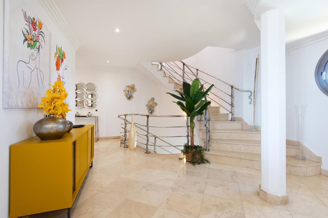 Ph Bellagio: Luxurious And Romantic Duplex Penthouse With Private Pool & Sea Views Беналмадена Екстериор снимка