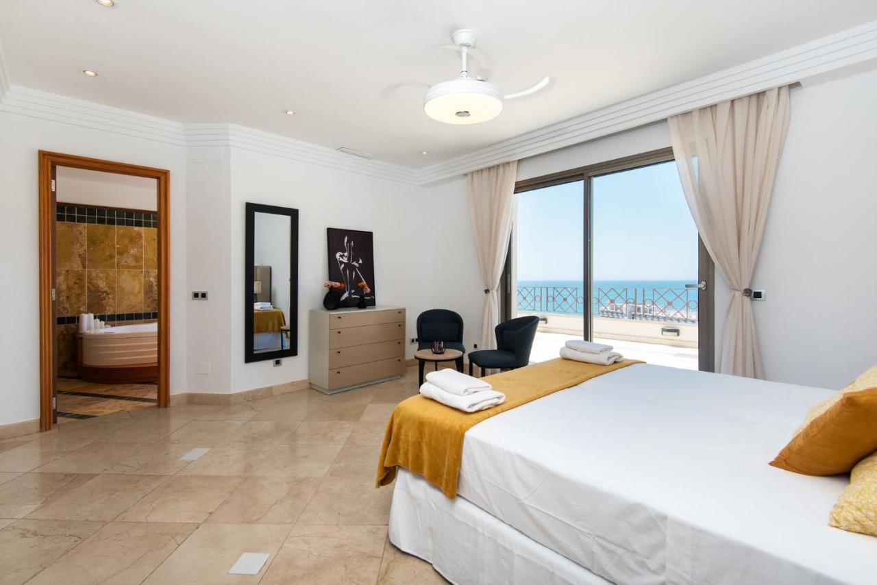 Ph Bellagio: Luxurious And Romantic Duplex Penthouse With Private Pool & Sea Views Беналмадена Екстериор снимка