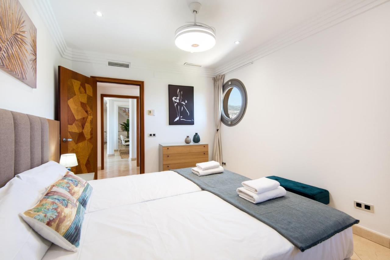 Ph Bellagio: Luxurious And Romantic Duplex Penthouse With Private Pool & Sea Views Беналмадена Екстериор снимка